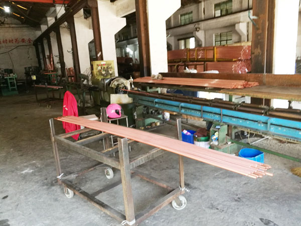 銅管翅片加工、調(diào)直設(shè)備